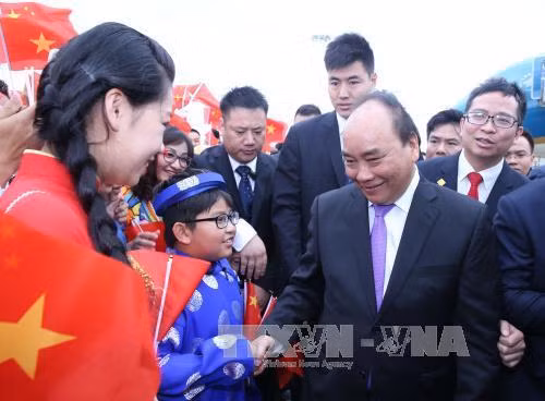 第十三届中国东盟博览会:阮春福总理出席越南展区开展仪式 ảnh 1 第十三届中国东盟博览会:阮春福总理出席越南展区开展仪式 ảnh 1