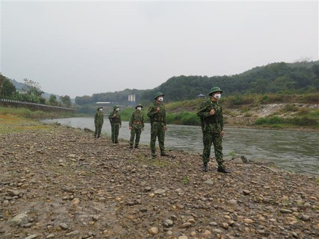强化越南西北地区四个省边防部队与中国边防力量之间的合作 ảnh 1 强化越南西北地区四个省边防部队与中国边防力量之间的合作 ảnh 1