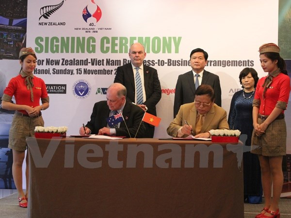 越捷航空公司和新西兰航空协会签署合作备忘录 ảnh 1 越捷航空公司和新西兰航空协会签署合作备忘录 ảnh 1