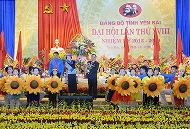 越共北江省第十八次代表大会隆重开幕 ảnh 2