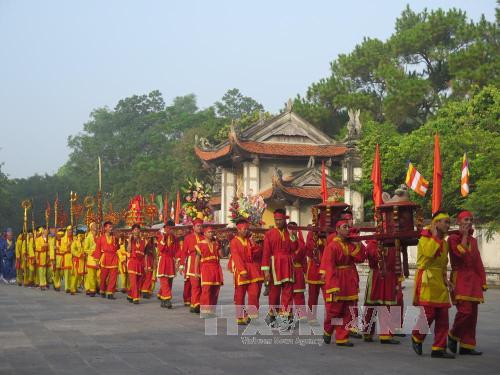 2015年秋季崑山劫泊庙会接待游客量达20万多人次 ảnh 3
