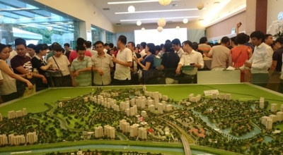 2015年第三季度河内市新房入市量同比增加两倍成交量增长154% ảnh 1 2015年第三季度河内市新房入市量同比增加两倍成交量增长154% ảnh 1