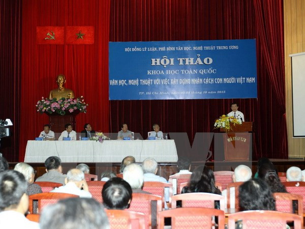 文学艺术与塑造越南人格 ảnh 1 文学艺术与塑造越南人格 ảnh 1
