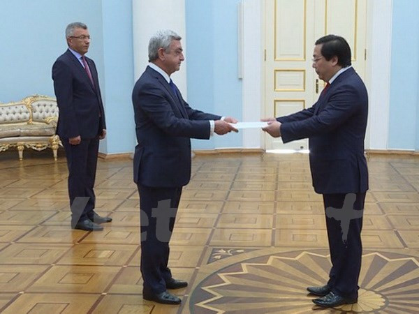 亚美尼亚总统谢尔日·萨尔基相:亚美尼亚重视对越南的合作关系 ảnh 1 亚美尼亚总统谢尔日·萨尔基相:亚美尼亚重视对越南的合作关系 ảnh 1