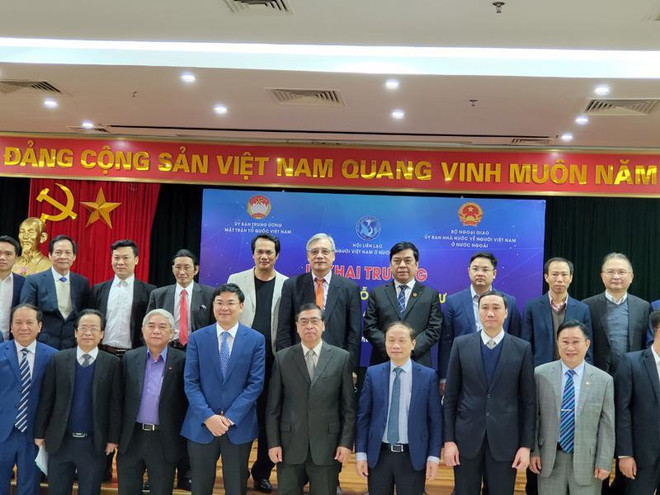 为海外越南人加大对祖国投资创造便利条件 ảnh 1 为海外越南人加大对祖国投资创造便利条件 ảnh 1