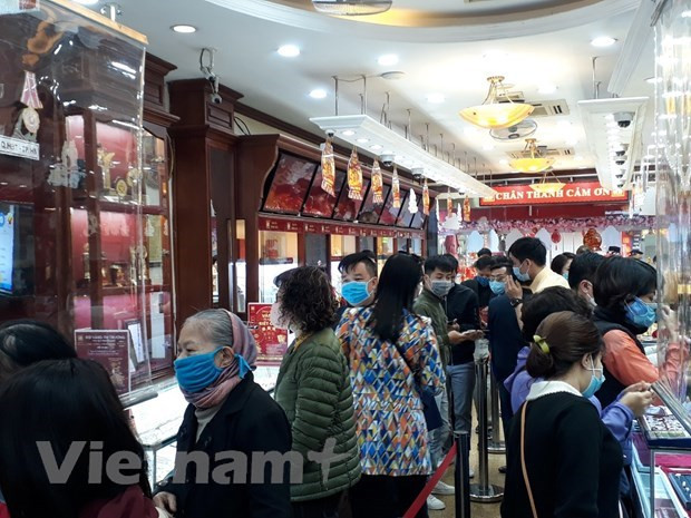 18日上午越南国内黄金价格稳定在6170万越盾/两 ảnh 1