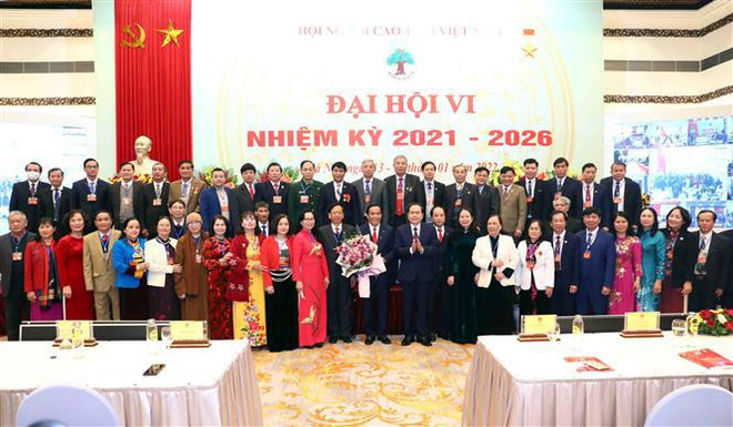 国会常务副主席陈青敏出席越南老年人协会第六次代表大会 ảnh 1 国会常务副主席陈青敏出席越南老年人协会第六次代表大会 ảnh 1