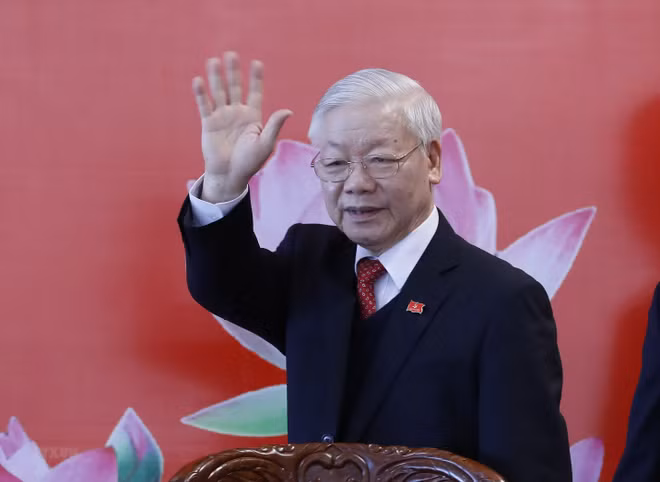 对越共中央总书记署名文章的心得体会：越南共产党的决策始终从国家实践及人民愿望出发 ảnh 1