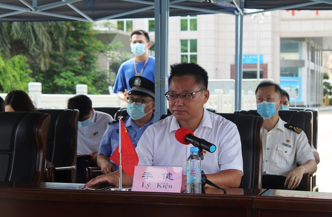 越南广宁省芒街市与中国广西东兴协调 保持防疫成果并推动经济发展 ảnh 2 越南广宁省芒街市与中国广西东兴协调 保持防疫成果并推动经济发展 ảnh 2