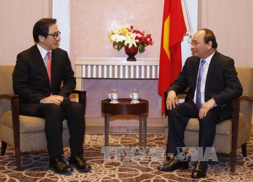 阮春福总理出席G7峰会扩大会议期间举行多场双边会晤 ảnh 5 阮春福总理出席G7峰会扩大会议期间举行多场双边会晤 ảnh 5