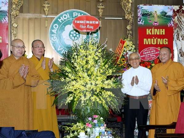 佛历2560年佛诞节活动在越南各地举行 ảnh 1 佛历2560年佛诞节活动在越南各地举行 ảnh 1