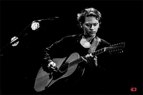 法国音乐“小王子”拉斐尔访问越南 ảnh 1 法国音乐“小王子”拉斐尔访问越南 ảnh 1