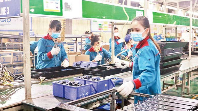 河内行政区划调整15周年:稳居北部地区经济火车头地位 ảnh 1 河内行政区划调整15周年:稳居北部地区经济火车头地位 ảnh 1