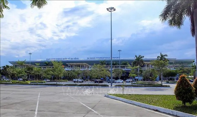 越南交通运输部优先开发与中部地区海港和航空港连接的物流系统 ảnh 1 越南交通运输部优先开发与中部地区海港和航空港连接的物流系统 ảnh 1