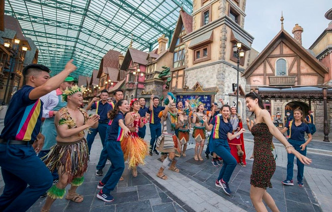 企业为越南旅游业在新时期迎难而上建言献策 ảnh 2 企业为越南旅游业在新时期迎难而上建言献策 ảnh 2