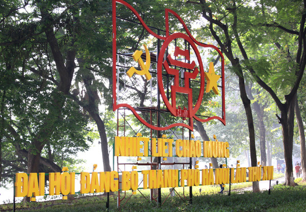 首都人民对越共河内市第十六次代表大会充满期待 ảnh 1