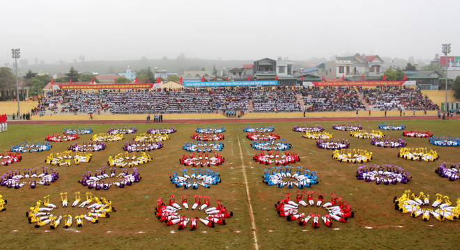 中国云南省西双版纳州体育代表团参加第4届莱州省体育运动会 ảnh 7