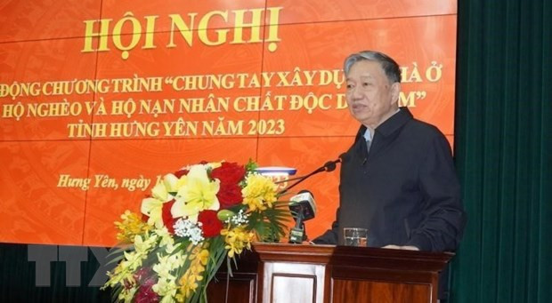 苏林大将:为爱心人士携手帮助贫困群众建房注入动力 ảnh 1 苏林大将:为爱心人士携手帮助贫困群众建房注入动力 ảnh 1