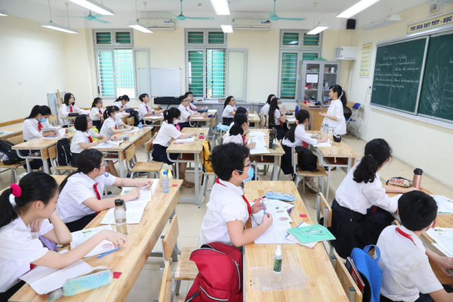 河内市今日近1900所幼儿园、小学学校迎接学生返校 ảnh 1 河内市今日近1900所幼儿园、小学学校迎接学生返校 ảnh 1