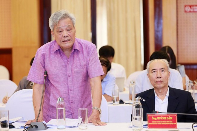 面向越共十三大:对干部推荐人的责任作出详细规定 ảnh 1 面向越共十三大:对干部推荐人的责任作出详细规定 ảnh 1