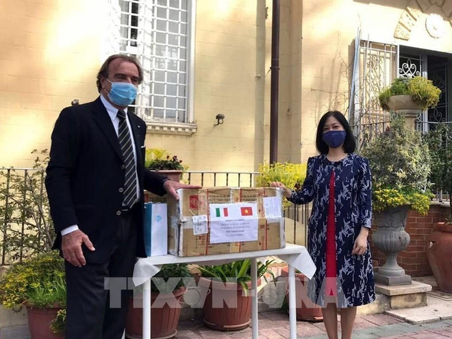在意越南人疫情期间处变不惊 ảnh 2 在意越南人疫情期间处变不惊 ảnh 2