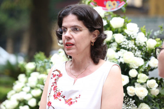 古巴民族英雄何塞·马蒂逝世125周年纪念活动在河内市举行 ảnh 2 古巴民族英雄何塞·马蒂逝世125周年纪念活动在河内市举行 ảnh 2