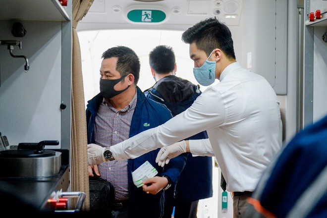 组图:新冠疫情演变复杂 航空公司强化旅客健康保护措施 ảnh 10 组图:新冠疫情演变复杂 航空公司强化旅客健康保护措施 ảnh 10
