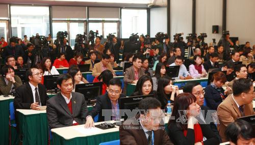 越南共产党第十二次全国代表大会新闻发布会在河内举行 ảnh 3 越南共产党第十二次全国代表大会新闻发布会在河内举行 ảnh 3