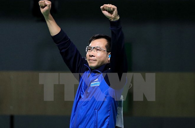 男子10米气手枪世界最新排名：越南射击运动员黄春荣居第二位 ảnh 1