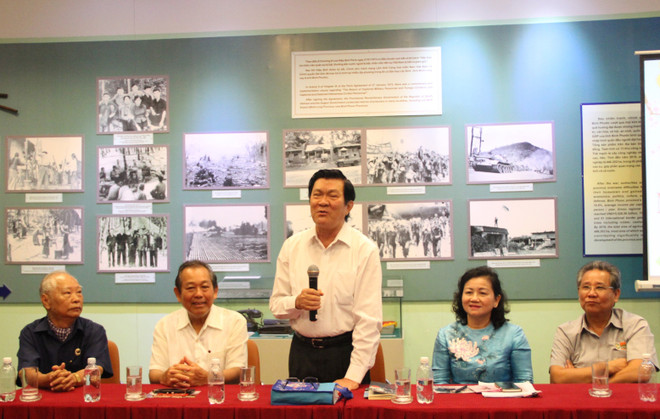 政府副总理张和平出席被敌人囚禁的老革命战士见面会 ảnh 2