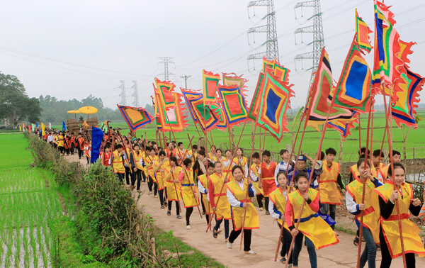 富寿省贤官“抢运气球”庙会将于2月下旬举行 ảnh 1 富寿省贤官“抢运气球”庙会将于2月下旬举行 ảnh 1