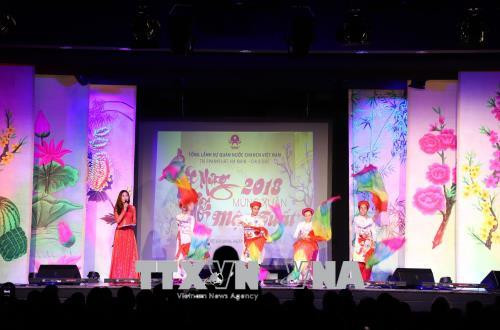 旅外越侨热闹庆新春 ảnh 2 旅外越侨热闹庆新春 ảnh 2