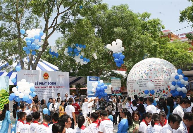 越南政府副总理武德儋出席2019年儿童行动月启动仪式 ảnh 1 越南政府副总理武德儋出席2019年儿童行动月启动仪式 ảnh 1