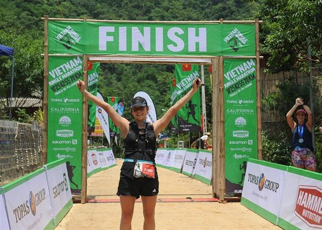 国内外近1000名运动员参加2019年越南—普隆越野赛跑 ảnh 2 国内外近1000名运动员参加2019年越南—普隆越野赛跑 ảnh 2