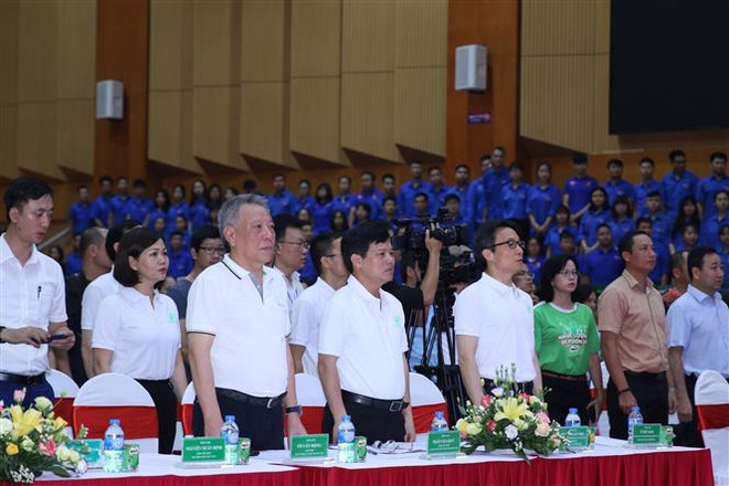 越南政府副总理武德儋号召全民锻炼游泳预防溺水 ảnh 2 越南政府副总理武德儋号召全民锻炼游泳预防溺水 ảnh 2