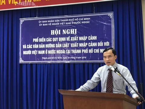 胡志明市加强《旅外越南人出入境法》推广宣传力度 ảnh 1 胡志明市加强《旅外越南人出入境法》推广宣传力度 ảnh 1