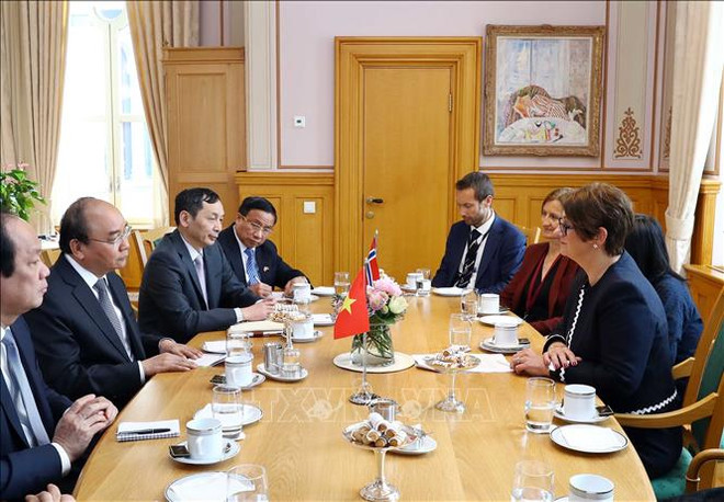 阮春福总理会见挪威议会议长托恩·特伦 ảnh 2 阮春福总理会见挪威议会议长托恩·特伦 ảnh 2