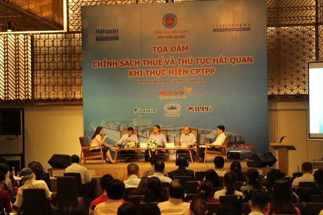 “CPTPP实施过程中的税收政策和清关手续”座谈会在胡志明市举行 ảnh 2 “CPTPP实施过程中的税收政策和清关手续”座谈会在胡志明市举行 ảnh 2