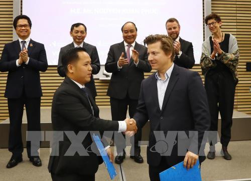 越南政府总理阮春福出席越南与挪威企业论坛 ảnh 3