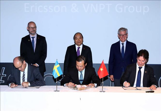 阮春福总理参观瑞典部分高科技企业发展模式 ảnh 1 阮春福总理参观瑞典部分高科技企业发展模式 ảnh 1