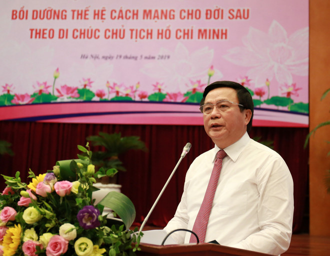 胡伯伯遗嘱落实50周年:精心培养下一代革命的接班人 ảnh 1 胡伯伯遗嘱落实50周年:精心培养下一代革命的接班人 ảnh 1