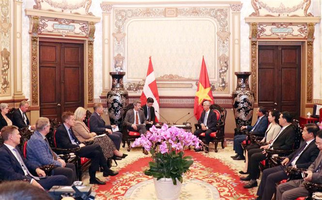 胡志明市领导会见丹麦王储弗雷德里克 ảnh 2 胡志明市领导会见丹麦王储弗雷德里克 ảnh 2