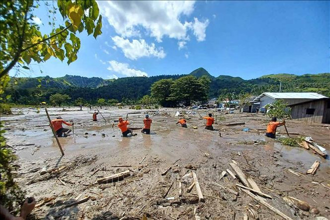 越南领导人就菲律宾多地遭受台风纳尔盖严重影响向菲律宾领导人致慰问电 ảnh 1 越南领导人就菲律宾多地遭受台风纳尔盖严重影响向菲律宾领导人致慰问电 ảnh 1