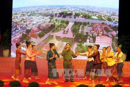 越老建交55周年：河静省大力促进与老挝各地方之间的合作关系 ảnh 1