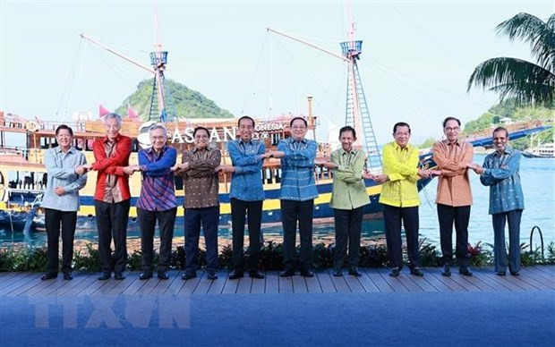 越南加入东盟28周年:携手共创团结强大繁荣的共同体 ảnh 4 越南加入东盟28周年:携手共创团结强大繁荣的共同体 ảnh 4
