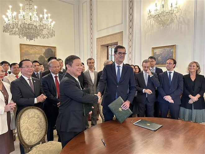 胡志明市与葡萄牙波尔图市承诺加强双边合作关系 ảnh 1  胡志明市与葡萄牙波尔图市承诺加强双边合作关系 ảnh 1