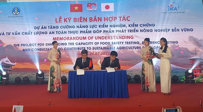 日本援建的农林水产品质量检验和咨询中心实验室正式交付使用 ảnh 2