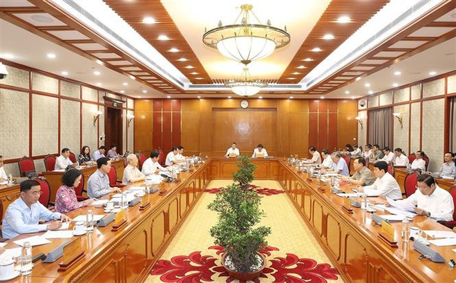 越共中央政治局和书记处就经济社会发展情况发表意见 ảnh 2 越共中央政治局和书记处就经济社会发展情况发表意见 ảnh 2