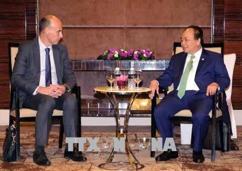 阮春福出席大型跨国集团及公司领导圆桌座谈会 ảnh 2 阮春福出席大型跨国集团及公司领导圆桌座谈会 ảnh 2