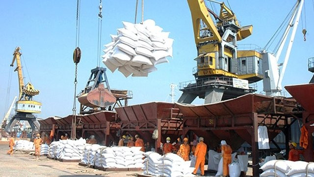 越南采取措施减轻物流费用的负担 ảnh 1 越南采取措施减轻物流费用的负担 ảnh 1